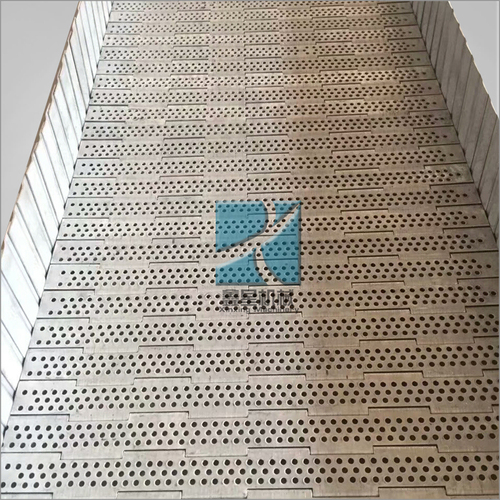 挡边链板